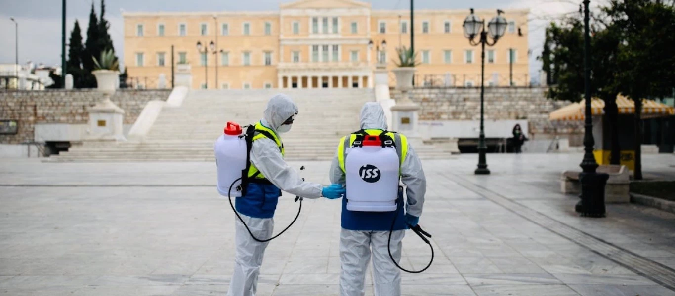 Η κυβέρνηση «κλειδώνει» πάλι τους Έλληνες: Δείτε τους νέους περιορισμούς που αποφασίζονται τη Δευτέρα